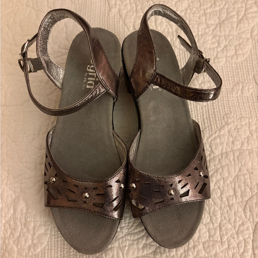 Alegria Metallic Sandals Size 7.5 or 38